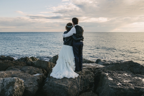 fotos postboda en la playa de barcelona